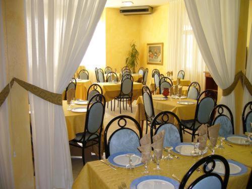 Hotel Massimino Anguillara Sabazia Exterior photo